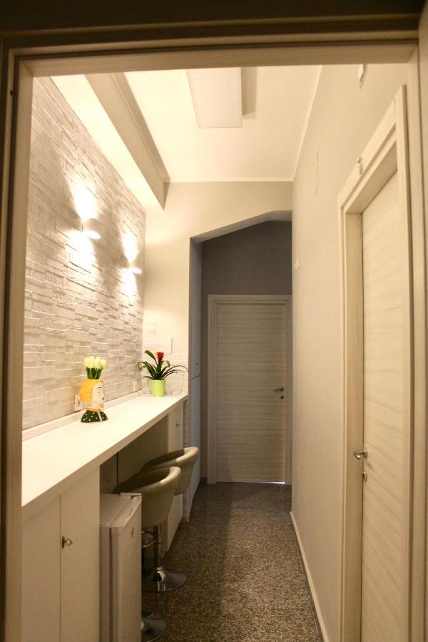 Charm Airport Bed and Breakfast Reggio di Calabria Buitenkant foto