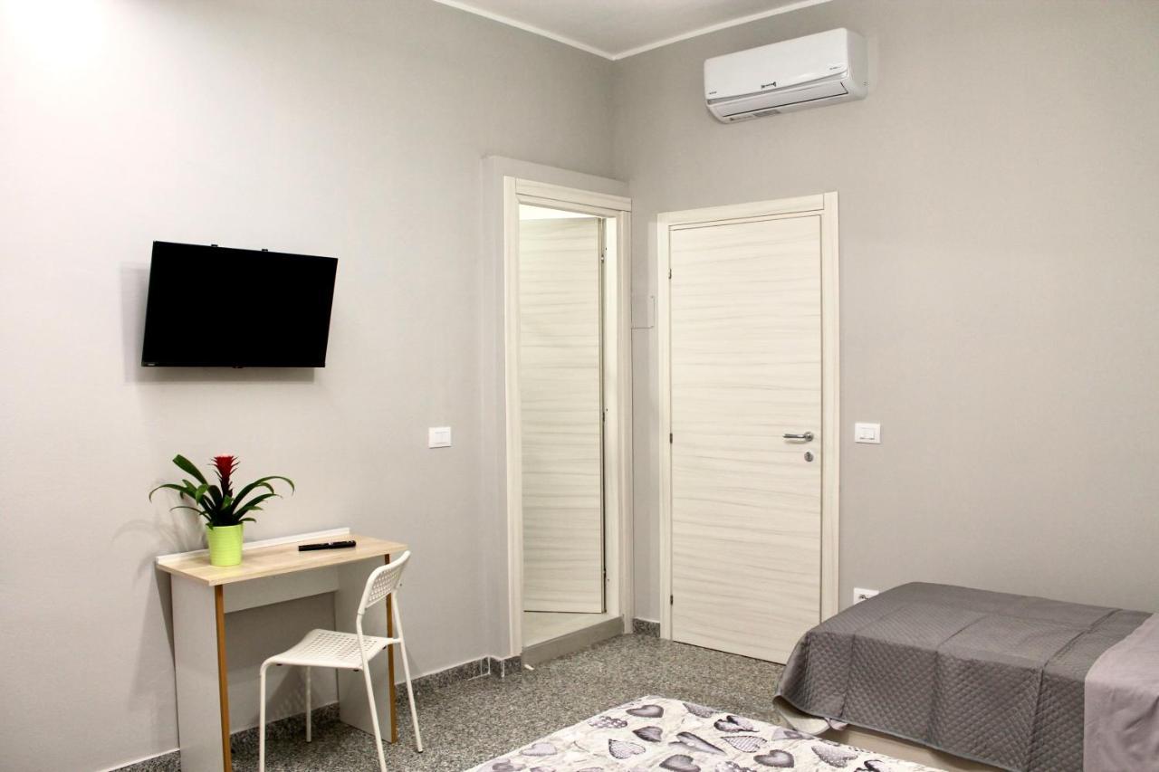 Charm Airport Bed and Breakfast Reggio di Calabria Buitenkant foto