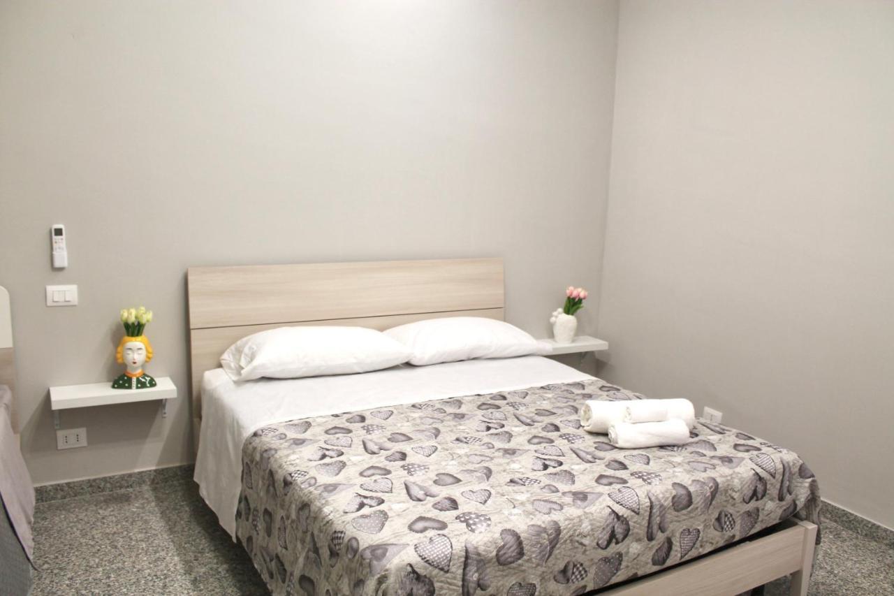 Charm Airport Bed and Breakfast Reggio di Calabria Buitenkant foto