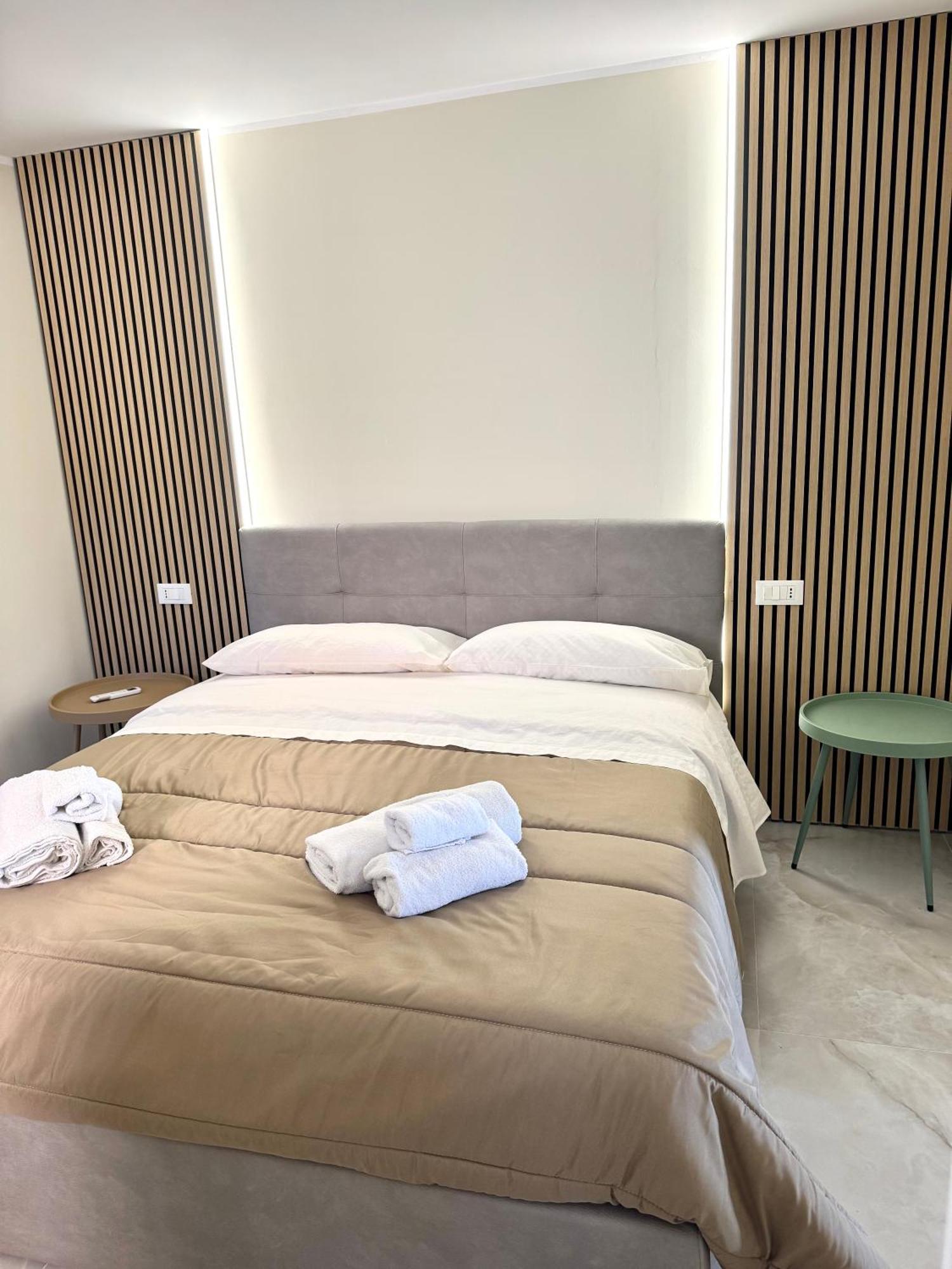 Charm Airport Bed and Breakfast Reggio di Calabria Buitenkant foto