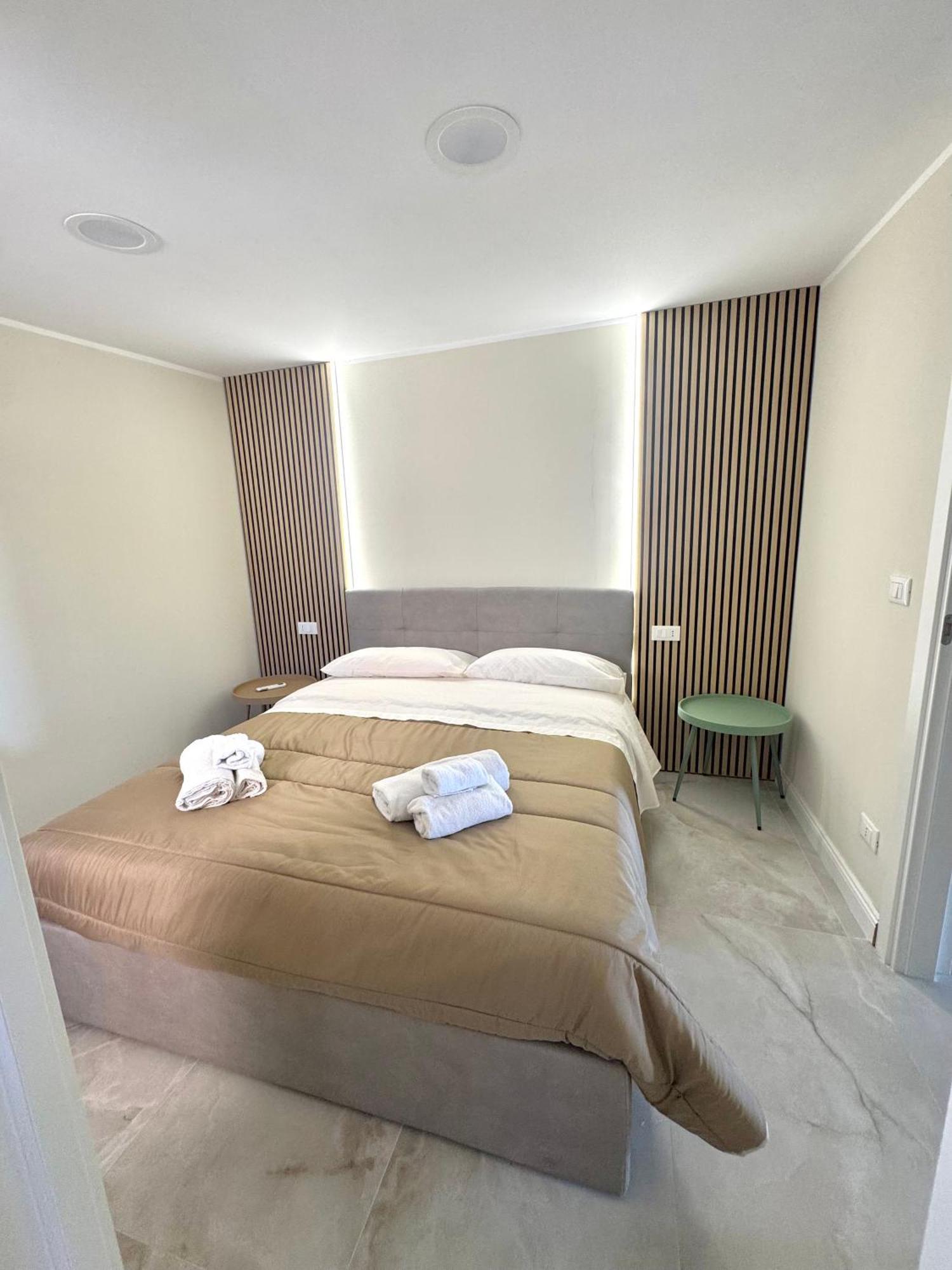 Charm Airport Bed and Breakfast Reggio di Calabria Buitenkant foto