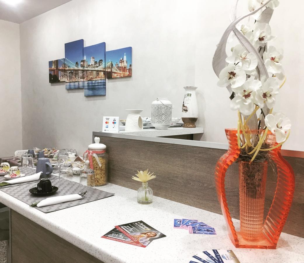 Charm Airport Bed and Breakfast Reggio di Calabria Buitenkant foto