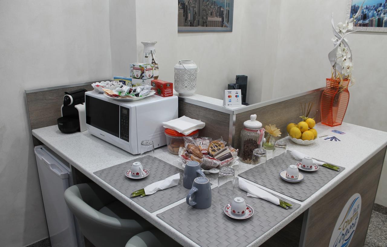 Charm Airport Bed and Breakfast Reggio di Calabria Buitenkant foto