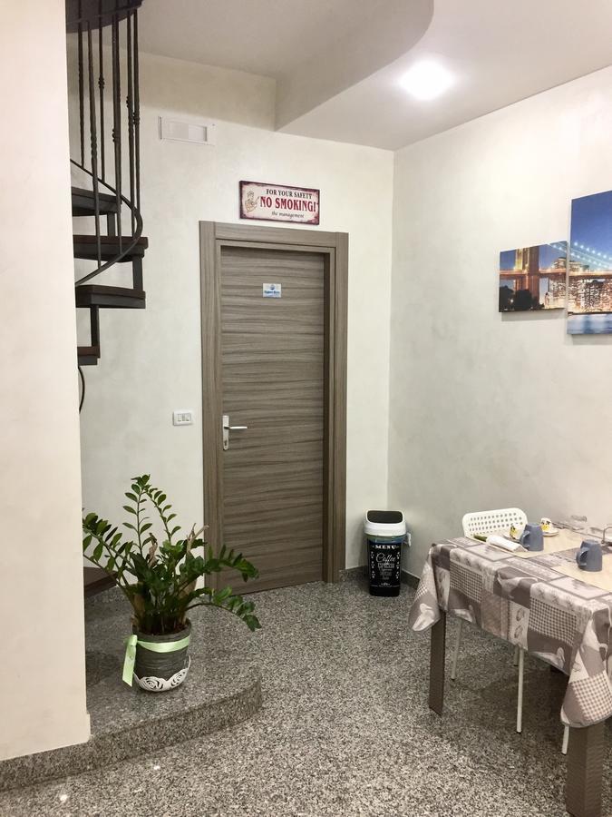 Charm Airport Bed and Breakfast Reggio di Calabria Buitenkant foto